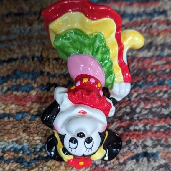 Minnie Mouse - Picture 5 of 6